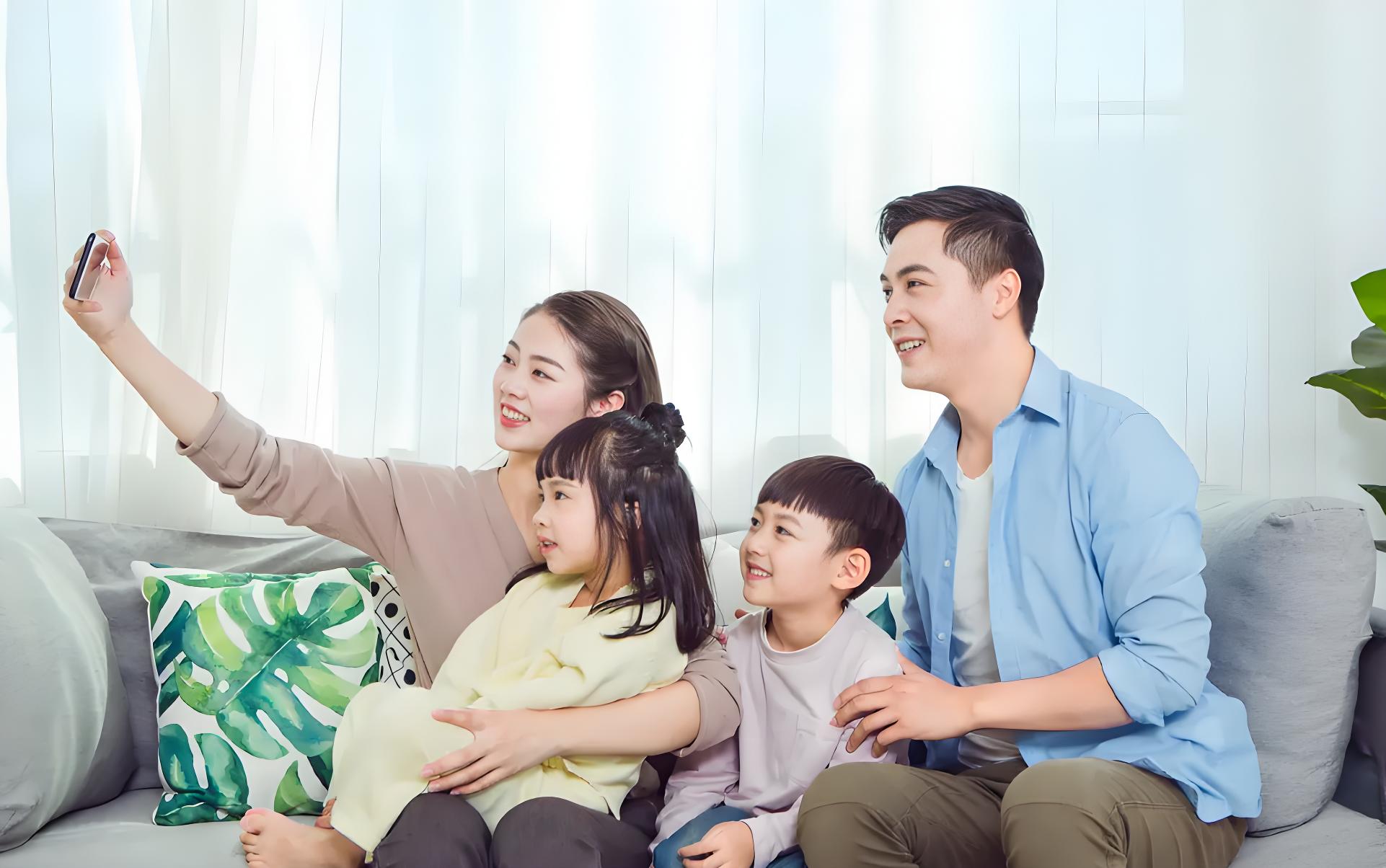 【阜陽(yáng)心理咨詢(xún)中心】二胎家庭防“妒”指南：讓愛(ài)不“偏航”